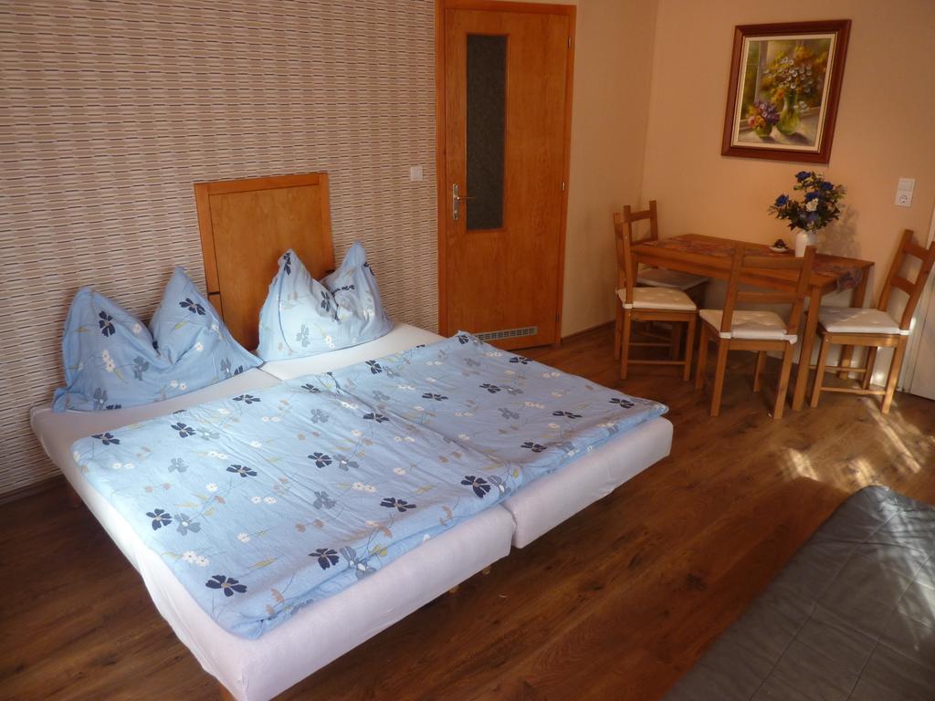 Vadasztanya Apartmanhazak Siofok Room photo
