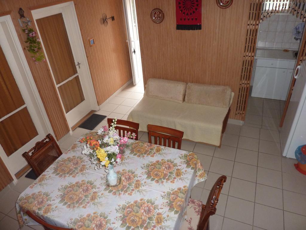 Vadasztanya Apartmanhazak Siofok Room photo