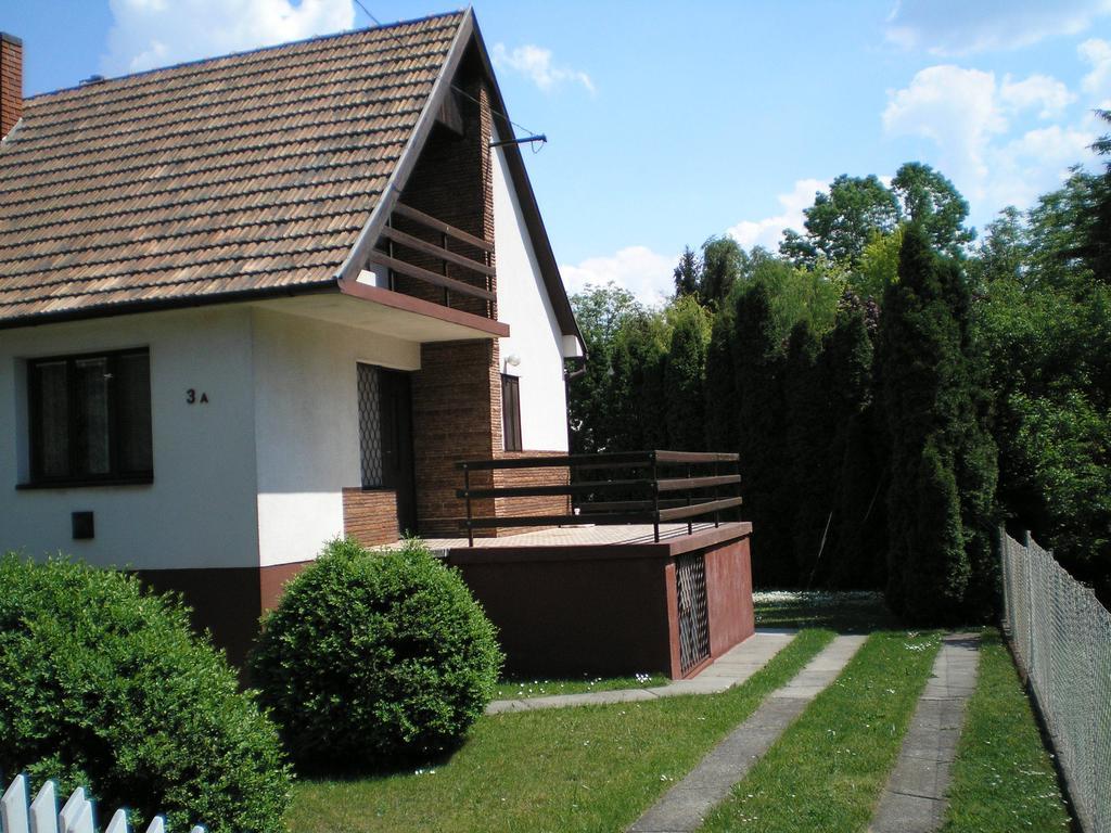 Vadasztanya Apartmanhazak Siofok Room photo